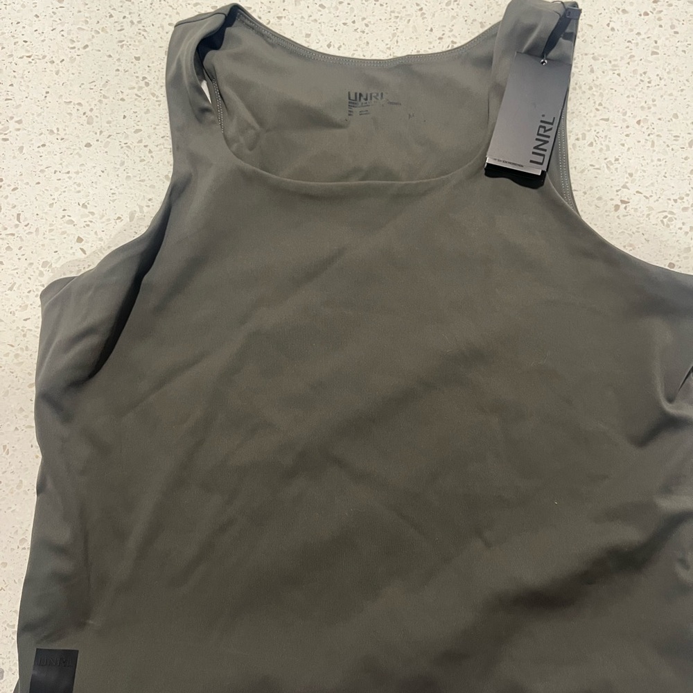 UNRL Performa Fitted Women’s Tank